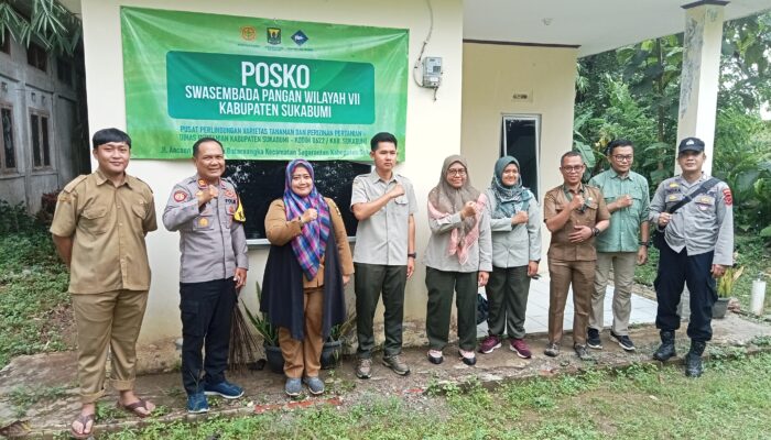 Polsek Sagaranten Dampingi UPTD Pertanian Wilayah 7, Penyaluran Bibit Jagung Pada Poktan 2 Polsek Sagaranten Dampingi UPTD Pertanian Wilayah VII Penyaluran Bibit Jagung Pada Poktan