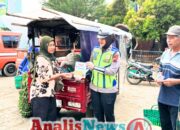 Tingkatkan Kepatuhan Warga, Satlantas Polresta Pati Gencarkan Edukasi Pajak Kendaraan di Pasar Puri