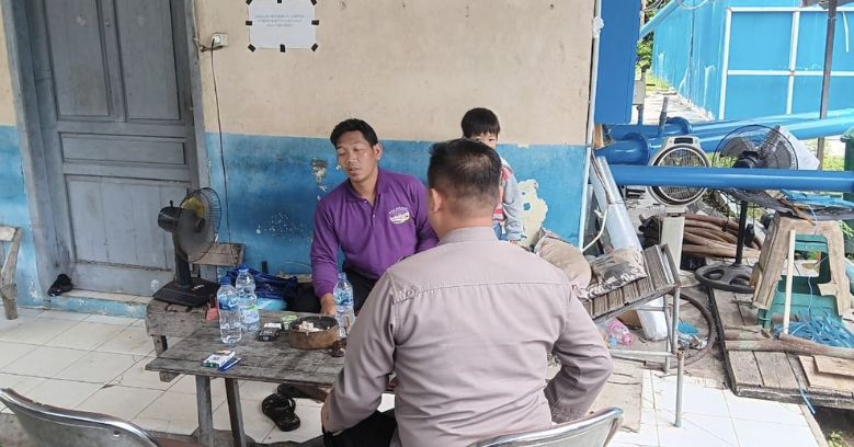 Sat Binmas Polres Sukamara Sosialisasikan Larangan Perjudian kepada Security PDAM dan Warga Desa Sungai Baru 1 Screenshot 644