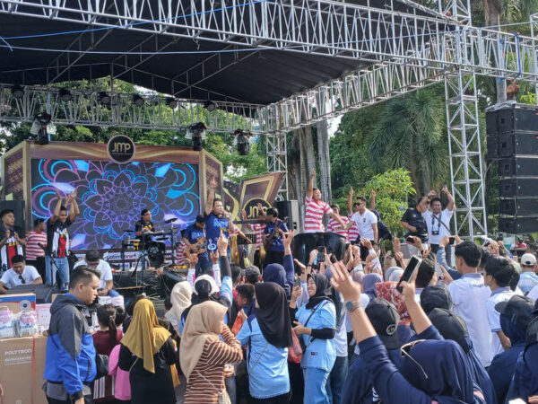 Dari Balik Jeruji ke Panggung Rakyat Nato Band & Musik Daul Lapas Pamekasan Guncang Ribuan Warga Pamekasan