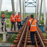 Guna Mitigasi Gangguan dan Pasca Pencurian Prasarana, Daop 7 Madiun Intensifkan Pemeriksaan Jalur Kereta Api