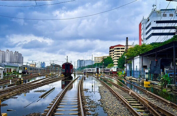 Imbauan Datang Lebih Awal, KAI Daop 1 Pastikan Perjalanan Kereta Jarak Jauh Tetap Lancar di Tengah Cuaca Ekstrem