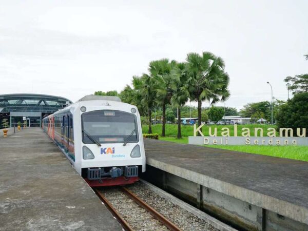 Jumlah Penumpang KAI Bandara Medan dan Yogyakarta Tumbuh 20 Persen Sepanjang