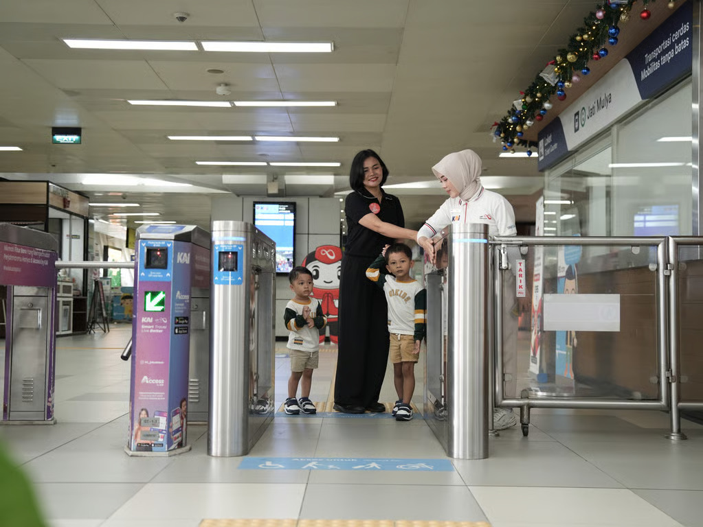 KAI Perluas Pin Prioritas LRT Jabodebek Mulai