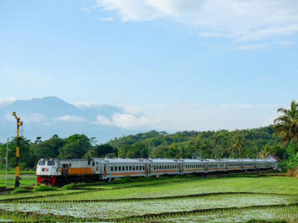Lima KA Favorit Daop 2 Bandung Catat Okupansi Tinggi Saat Long Weekend Isra’ Mi’raj