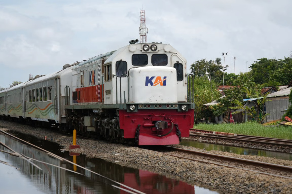 Normalisasi Jalur Pekalongan Sragi yang Terdampak Banjir Terus Dilakukan, KA Berjalan 40 Kpj dan Tidak Ada Pembatalan Perjalanan