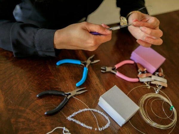 Satu Pekerjaan di Era Serba Hustle, Masih Masuk Akal atau Sudah Ketinggalan Zaman