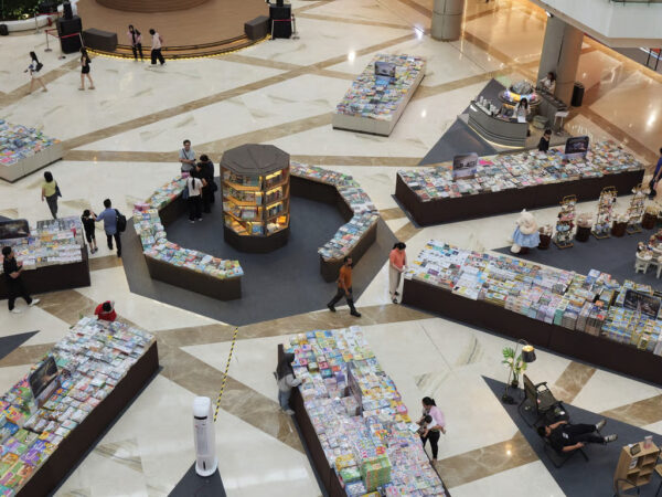 THE BOOK LAB VOL. 2 Hadir di PIK Avenue, Mengajak Pengunjung Menjelajahi Jendela Dunia