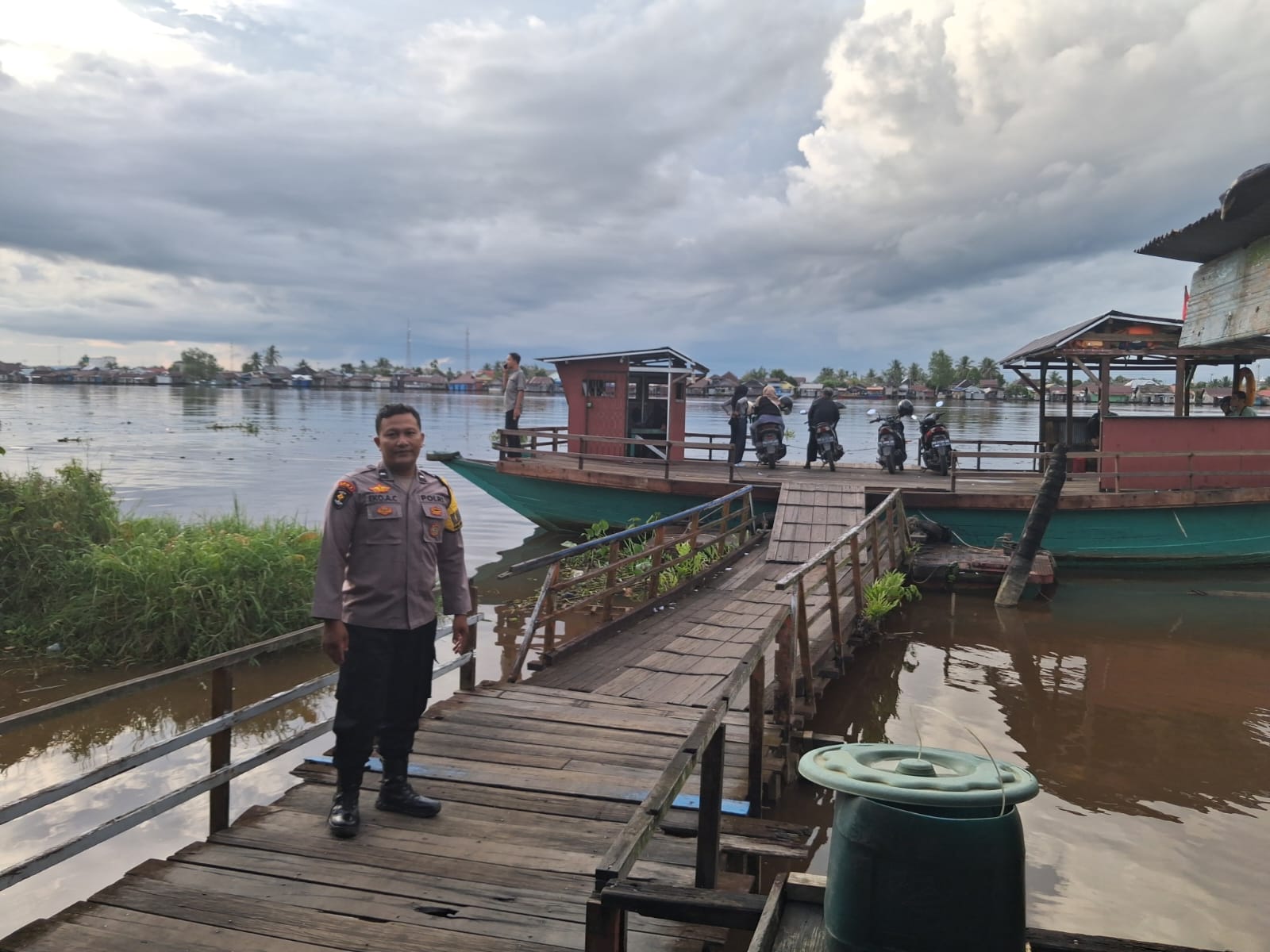 5253543d b0b8 40cc 9779 4869a4b07e74