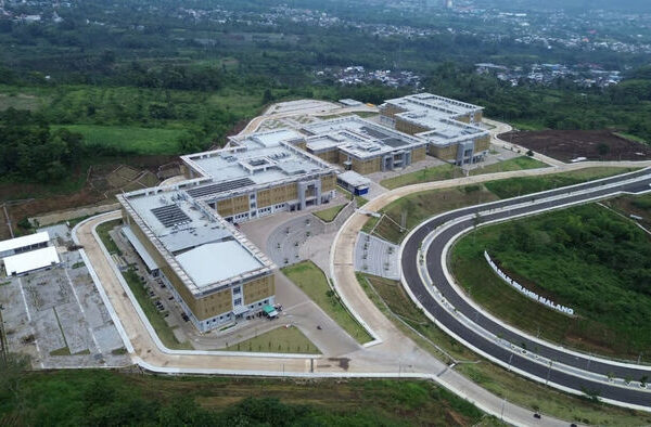 Dukung Pengembangan SDM Nasional, PTPP Rampungkan Proyek UIN Malang Tahap II dan Raih Rekor MURI