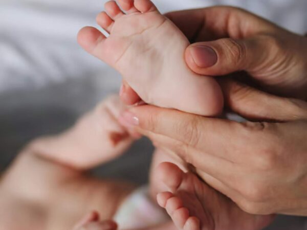 Eksim pada Bayi Apa Penyebabnya dan Skincare Apa yang Aman Digunakan