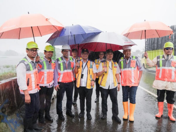 Kementerian PU Tangani Banjir Tol Tangerang–Merak KM 50, Siapkan Solusi Jangka Panjang Sungai Cidurian