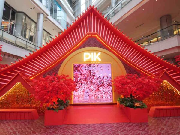 Luminous Spring di PIK Avenue Hadirkan Path of Light