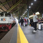 Pemesanan Tiket H 1 Lebaran Tembus 22.494, KAI Daop 1 Jakarta Ajak Masyarakat Mudik Lebih Awal
