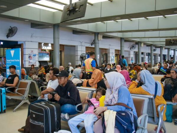 Pemesanan Tiket Lebaran Terus Meningkat, 178.897 Tiket KA Reguler Keberangkatan Daop 1 Jakarta Telah Terjual
