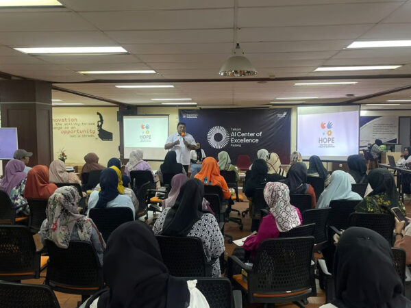 Telkom AI Center Padang Tegaskan AI sebagai Mitra Transformasi Fesyen dan Kriya Tanpa Menghilangkan Nilai Karya