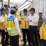 Tinjau Penanganan Longsor di Cisarua