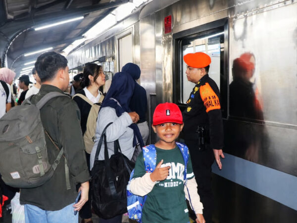 Volume Penumpang Stabil di Awal Puasa, KAI Daop 9 Jember Fokus Jaga Kenyamanan Pelanggan