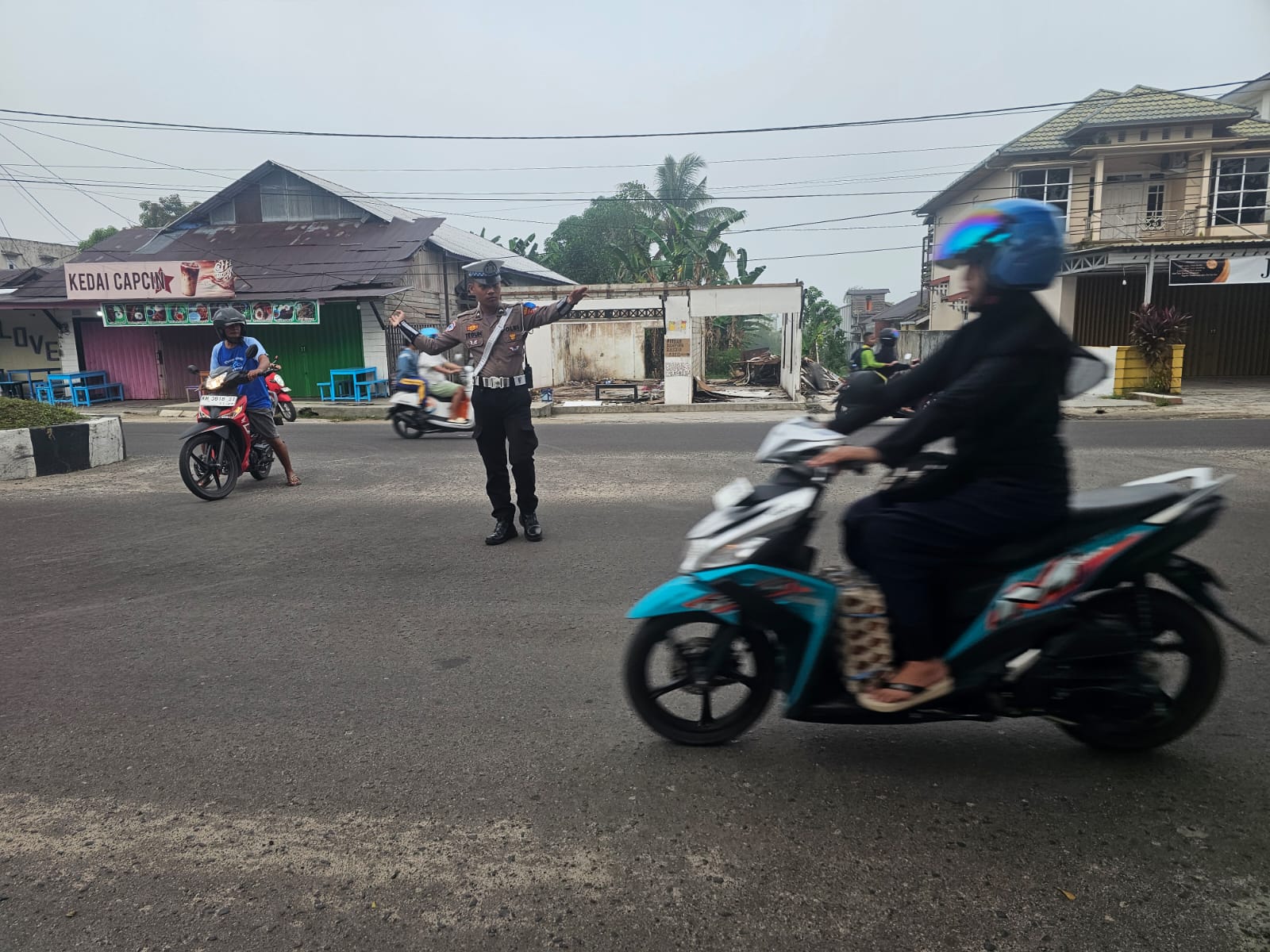 WhatsApp Image 2026 02 06 at 06.49.04