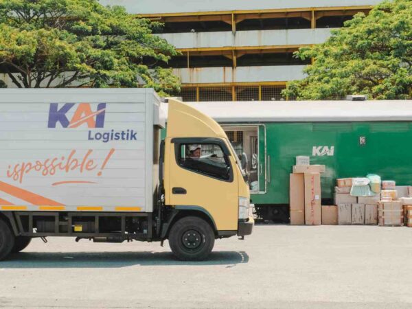 Yogyakarta, Solo dan Semarang Jadi Tujuan Favorit, KAI Logistik Kirim 45 Ribu Barang Retail Selama Libur Panjang Imlek