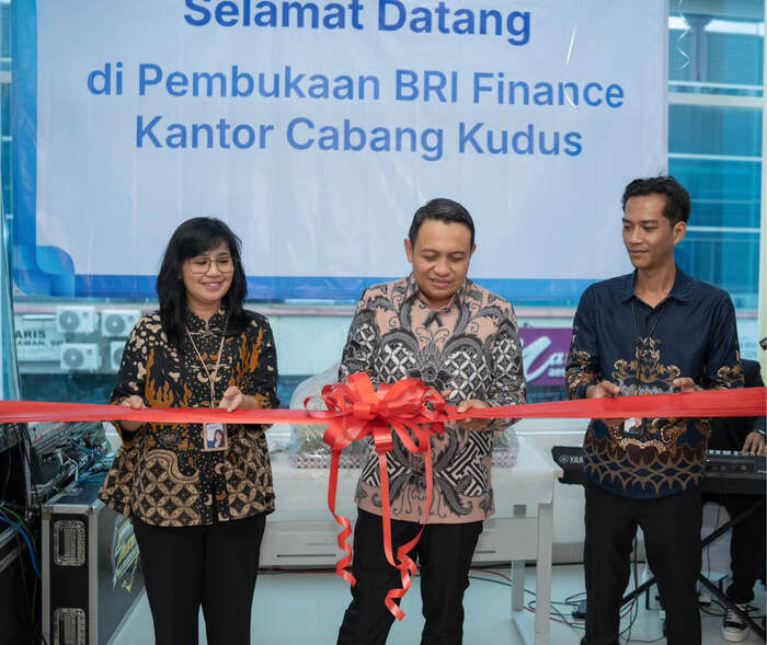 Cabang Kudus Resmi Beroperasi, BRI Finance Bidik Pembiayaan Positif hingga Akhir