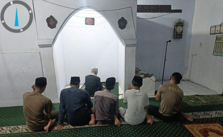 Makmurkan Masjid KSPK dengan Kanit Samapta dan Anggota Polsek Leuwidamar Polres Lebak Melaksanakan Kegiatan Shalat Subuh Keliling
