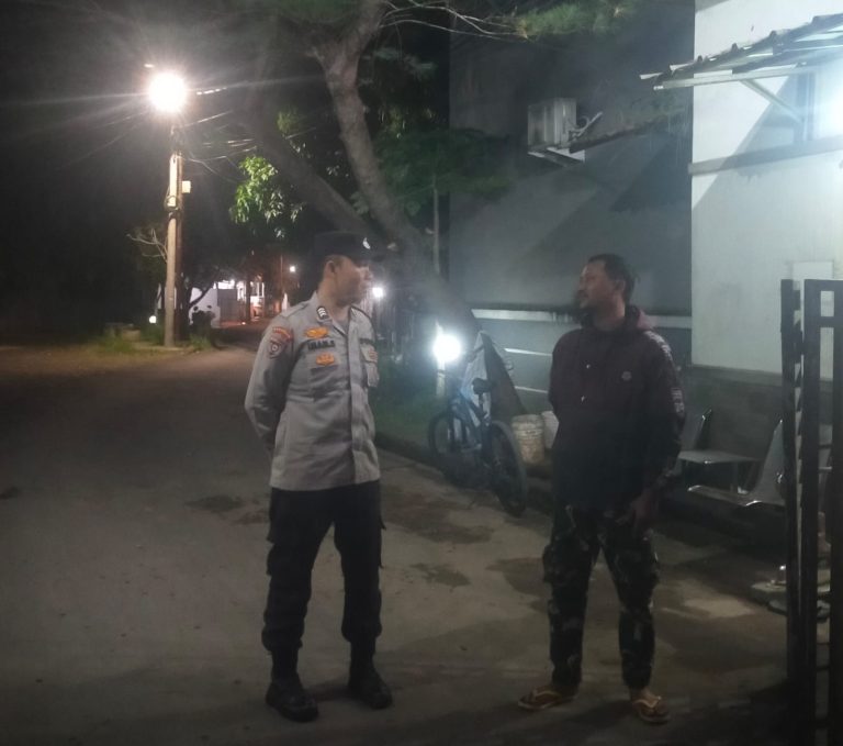 Anggota Polsek Rangkasbitung Polres Lebak Giat Patroli Mobile Ke Perumahan Cempa Residence