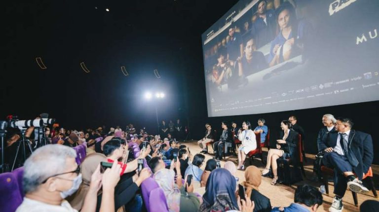 Film “Monster Pabrik Rambut” Hadirkan Realitas Dunia Kerja, Tayang di Bioskop Mulai 4 Juni 2026
