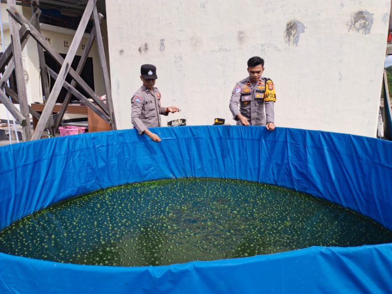 KAPOLSEK HANAU CEK BUDIDAYA IKAN LELE, DUKUNG PROGRAM KETAHANAN PANGAN