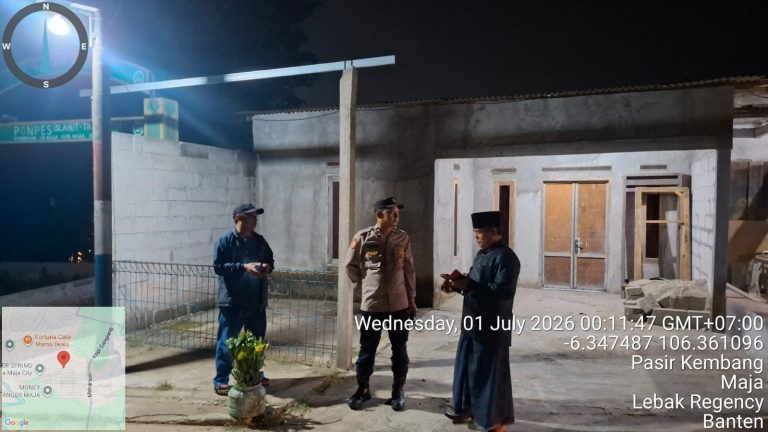 Anggota Polsek Maja Polres Lebak Laksanakan Patroli Malam Hari Antisipasi Gangguan Kamtibmas