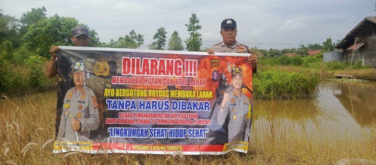 Anggota Polsek kapuas tengah Rutin lakukan imbauan larangan karhutla kepada masyarakat.