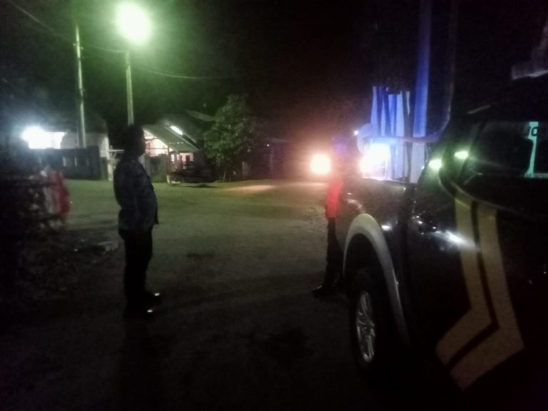 Cegah Gangguan Kamtibmas Polsek Bojongmanik Polres Lebak Laksanakan Patroli Malam