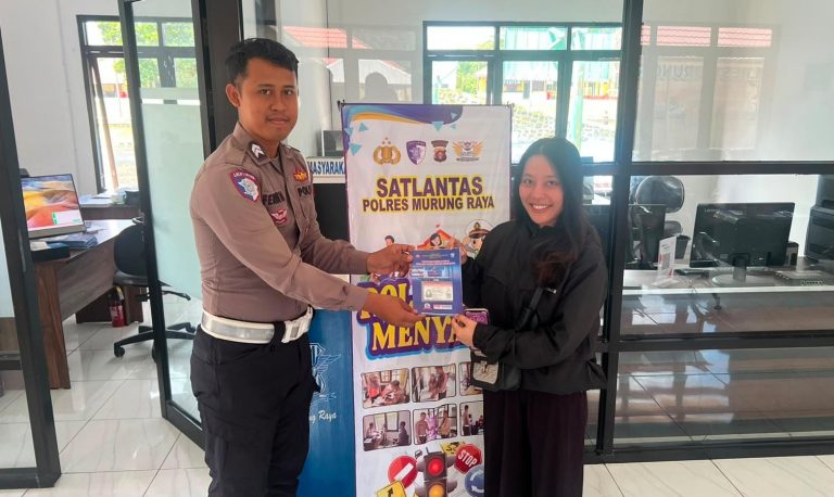 Polantas Menyapa, Petugas Satlantas Polres Murung Raya Optimalkan Pelayanan SIM Yang Profesional dan Modern