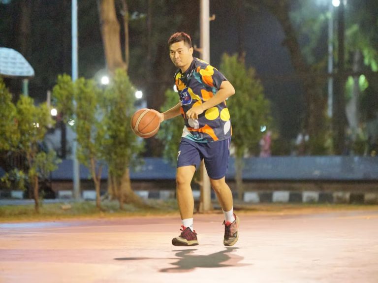 Perkuat Kebersamaan dan Kebugaran, Pekerja BRI Region 6 Gelar Olahraga Basket Bersama