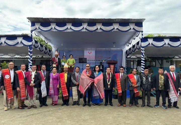 Bupati Taput Hadiri Pelantikan Pengurus dan Syukuran Parsadaan Pomparan Siraja Hutagalung