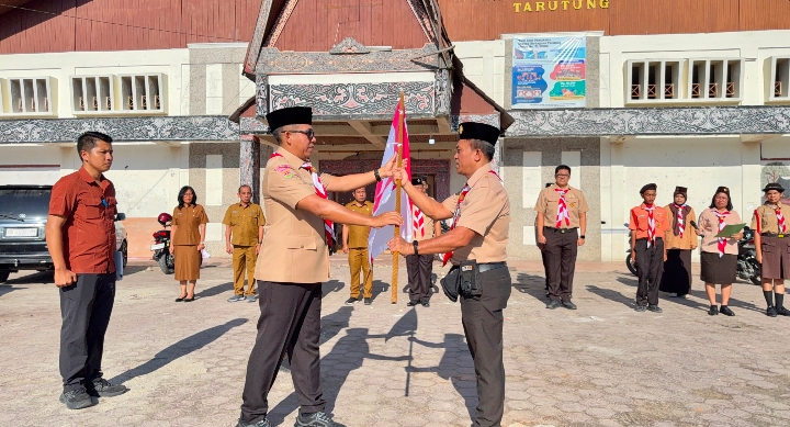 Bupati Tapanuli Utara Lepas Kontingen Pramuka Menuju Jambore Daerah Sumatera Utara 2026