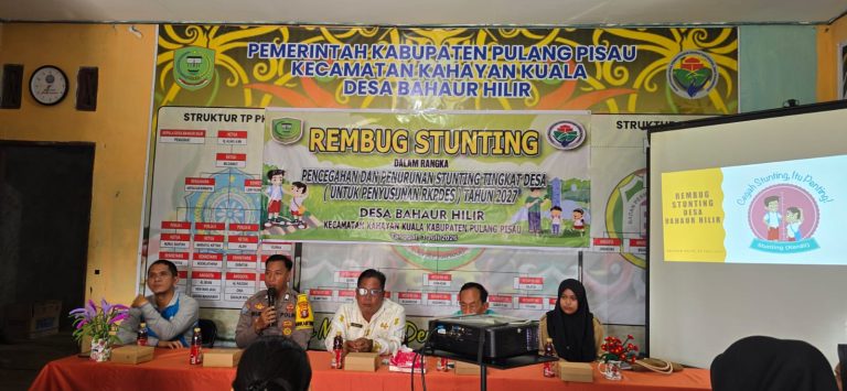 Sinergi Lintas Sektor, Bhabinkamtibmas Bahaur Hilir Hadiri Rembug Stunting untuk Program 2027
