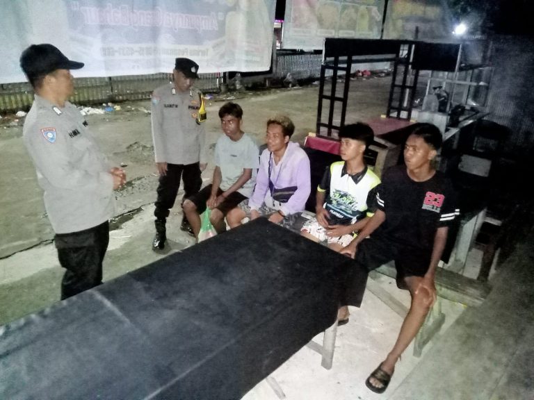Polsek Kahayan Kuala Gencarkan Dialog Kamtibmas Bersama Pemuda di Bahaur Hilir
