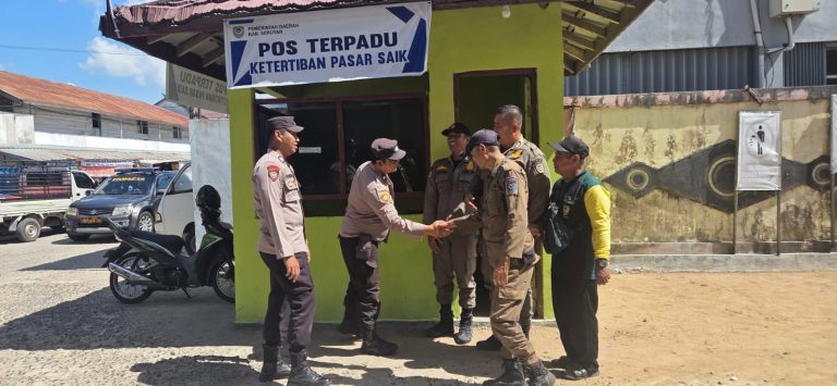 PATROLI POLSEK SERUYAN HILIR PASTIKAN AKTIVITAS MASYARAKAT DI PASAR SAIK BERLANGSUNG AMAN