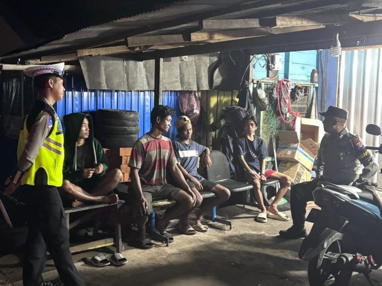 POLRES SERUYAN LAKSANAKAN PATROLI DIALOGIS PRESISI DAN SILATURAHMI DENGAN MASYARAKAT