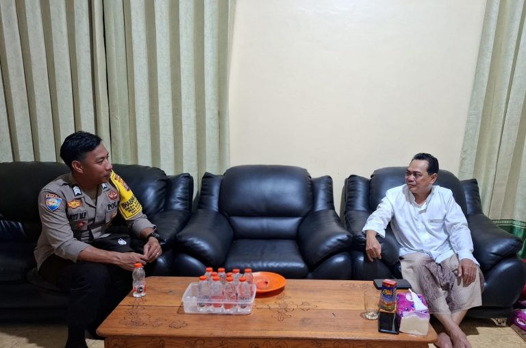 Personel Polsek Kahayan Kuala Gelar Sambang Kamtibmas, Sapa Warga Bahaur Basantan