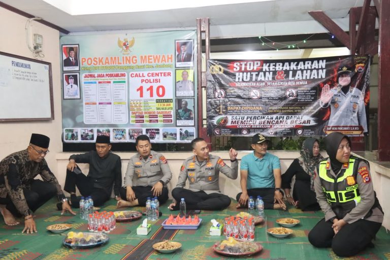 Polisi Hadir di Tengah Warga, Kapolres Cilegon Perkuat Pos Kamling dan Respons Aduan Masyarakat