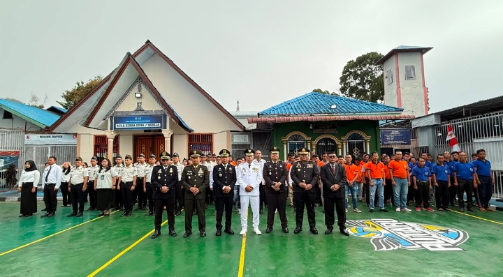 HUT ke-81 RI di Taput: Bupati JTP Hutabarat Serahkan Remisi untuk 654 Warga Binaan, 23 Langsung Bebas