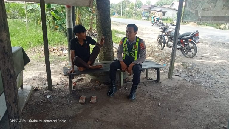 Personel Polsek Basarang Patroli Dialogis Guna Terciptanya Sitkamtibmas
