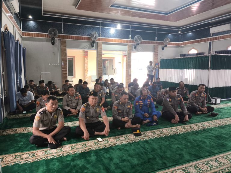 Polres Barito Utara Tingkatkan Keimanan Personel melalui Kegiatan Binroh Rutin