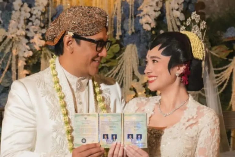 Andre Taulany dan Amanda Rigby Resmi Menikah, Prosesi Akad Kental Nuansa Jawa