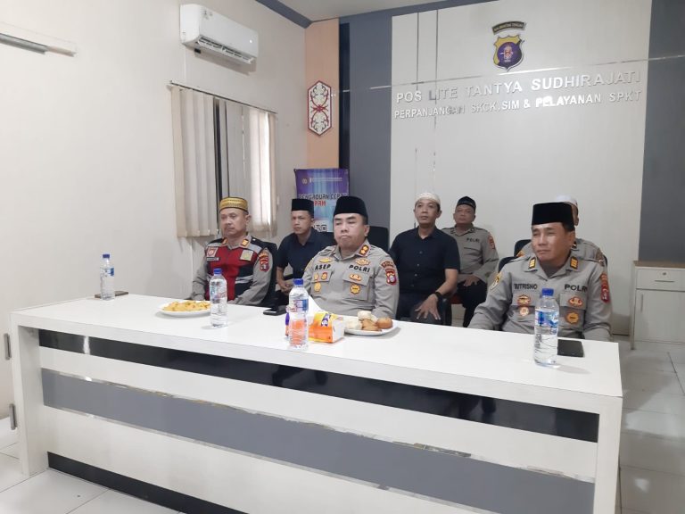 Polres Murung Raya Ikuti Ngaji Kebangsaan Bersama Kapolri dan Gus Baha Secara Virtual