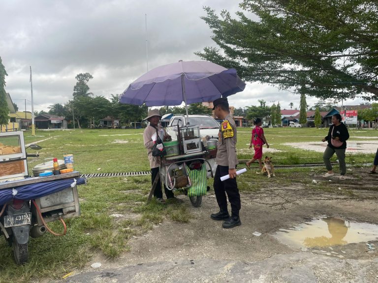 Pupuk Toleransi dan Persatuan, Personel Polsek Sepang Ajak Warga Jaga Keharmonisan Lingkungan