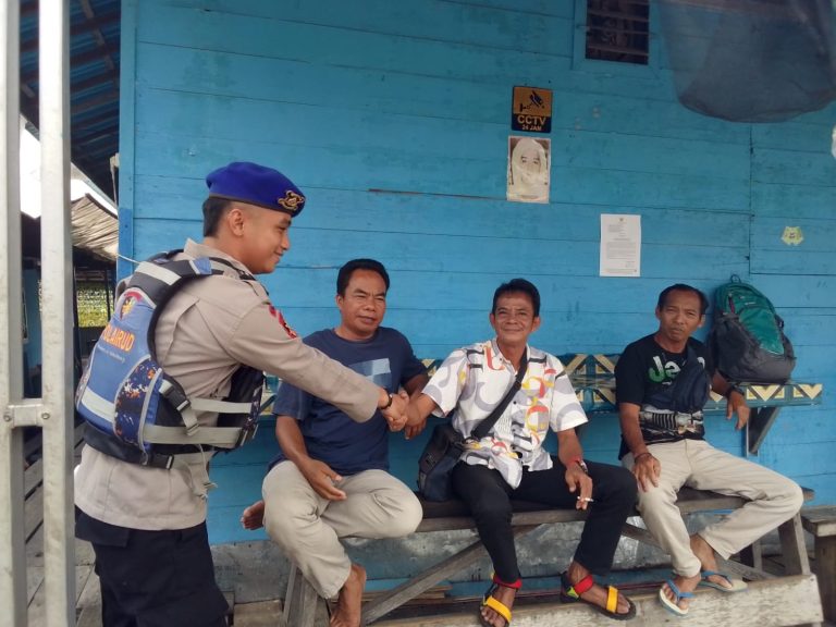 Satpolairud Polres Barut Gencarkan Patroli dan Sosialisasi Kamtibmas di DAS Barito