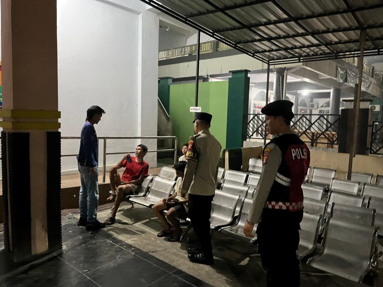 Cegah Premanisme dan Balap Liar, Polres Barito Utara Terjunkan Patroli Presisi Jaga Keamanan Objek Vital
